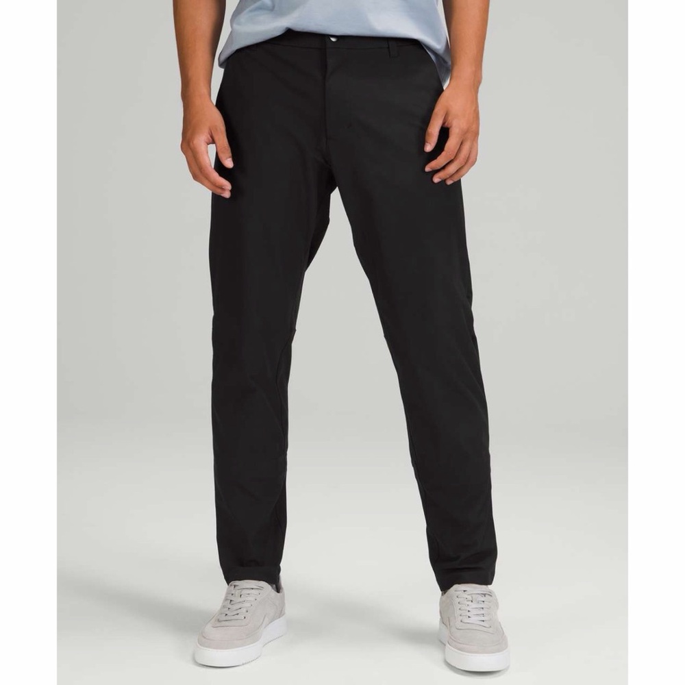Lululemon Commission Pant Classic Warpstreme Black
Size waist 38”
